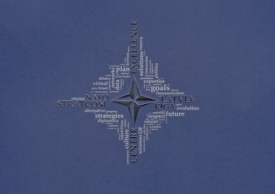 NATO 15 emblēma